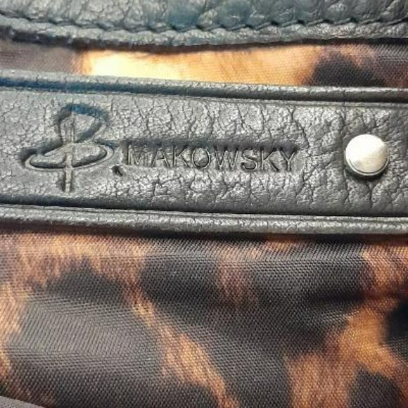 B Makowsky Black Leather Shoulder Bag - Picture 9 of 9